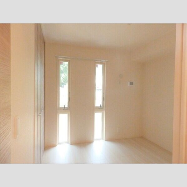 その他 (204:南東側洋室)