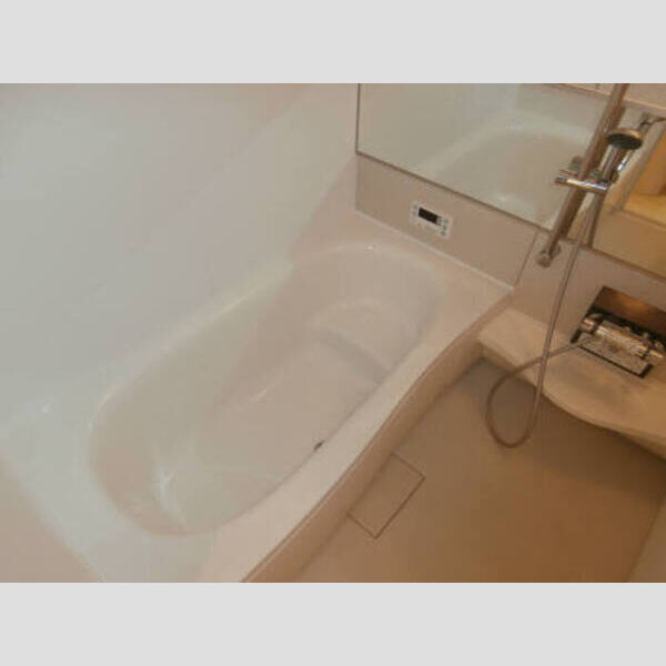 バス (B202　浴室)