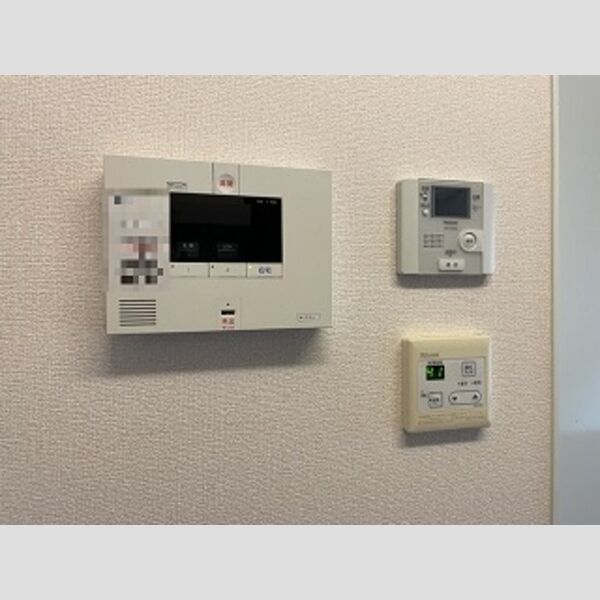 その他設備 (セコムのセキュリティシステム・TVインターホン・給湯リモコン)