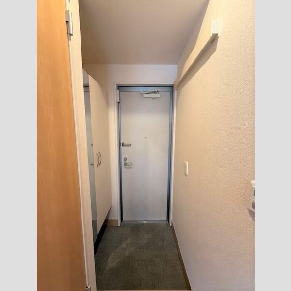 玄関 (玄関)