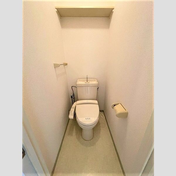 トイレ (温水洗浄暖房便座)