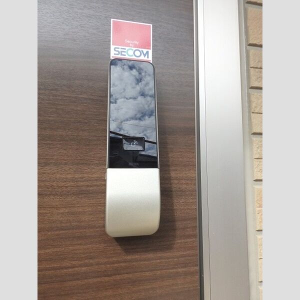 玄関 (ICカードキー)