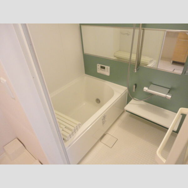 バス (103号室:浴室)