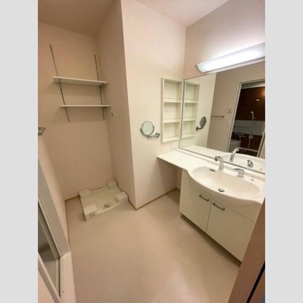 洗面所 (洗面室)