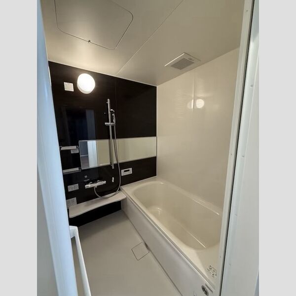 バス (浴室)