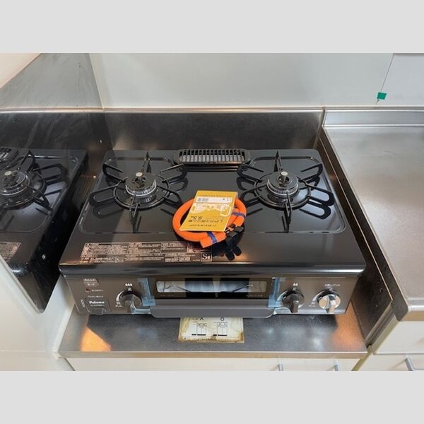 キッチン (備え付けガスコンロ(2口))