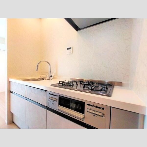 キッチン (システムキッチン)