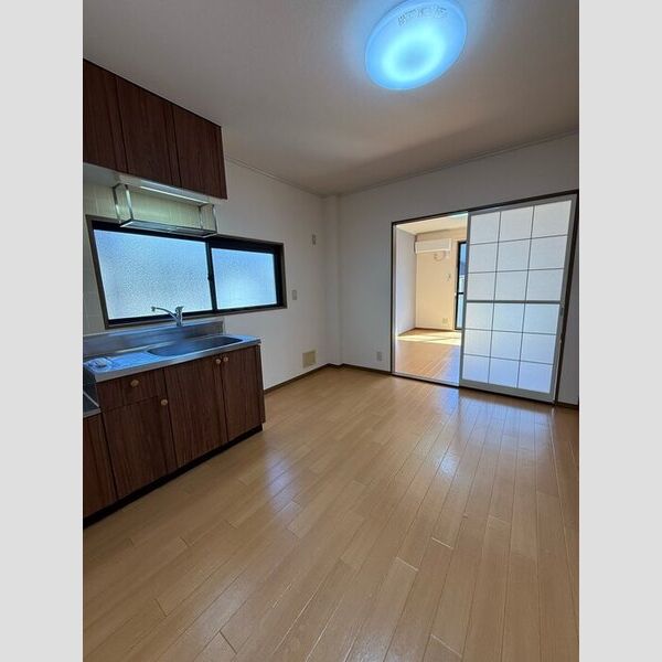 居室・リビング (DK)