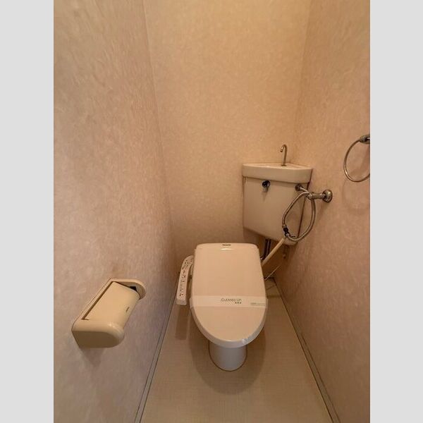 トイレ (温水洗浄暖房便座)