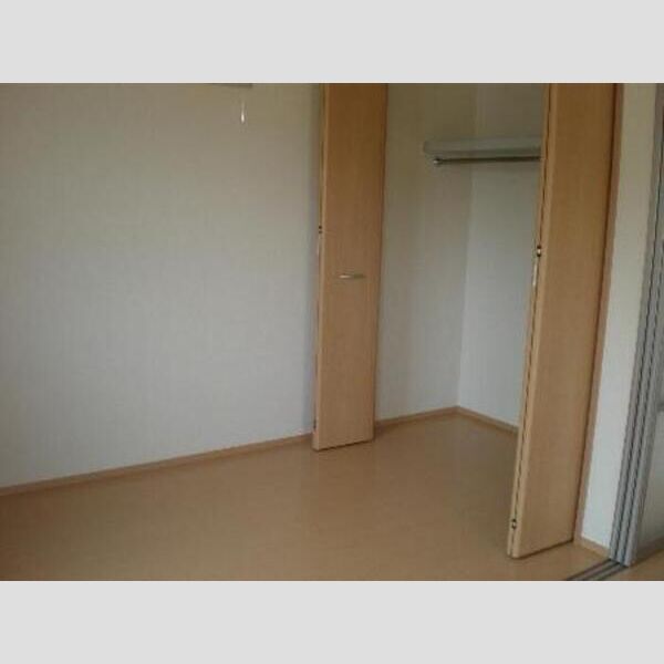 収納 (101:クローゼット)