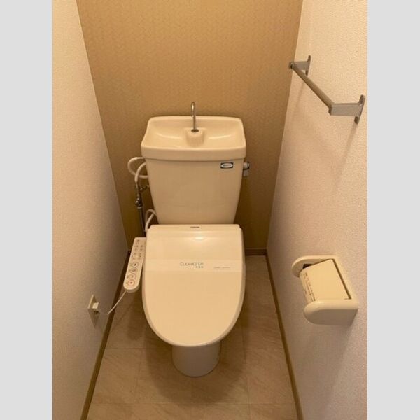 トイレ (温水洗浄暖房便座)