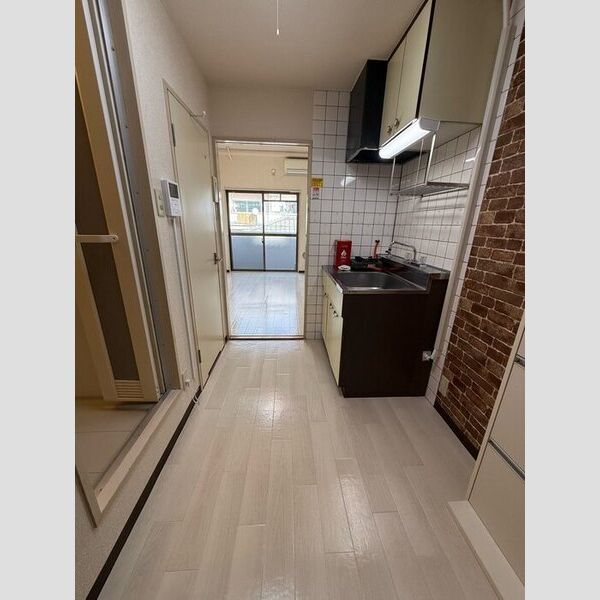 居室・リビング (K)