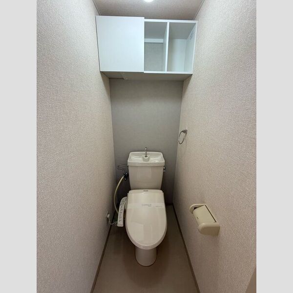 トイレ (温水洗浄暖房便座)