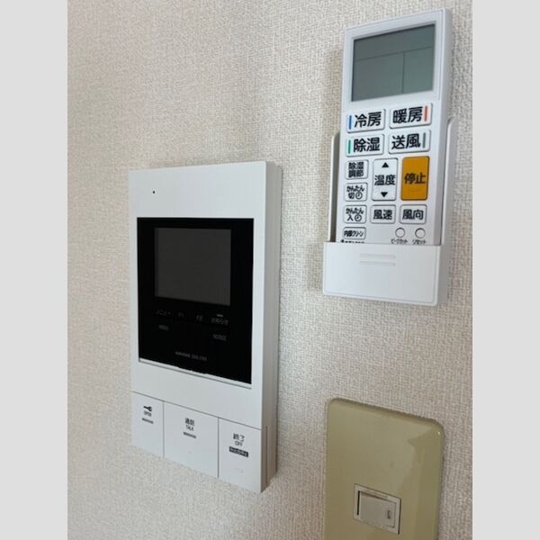 その他設備 (モニター付きインターホン)