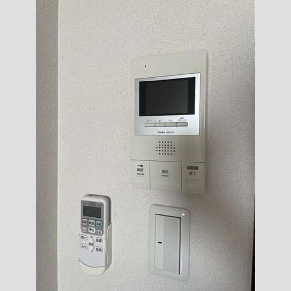 その他設備 (TVインターホン)