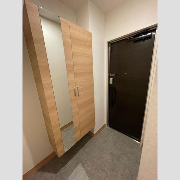 玄関 (玄関)