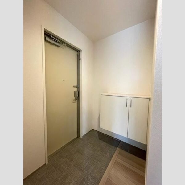 玄関 (玄関)