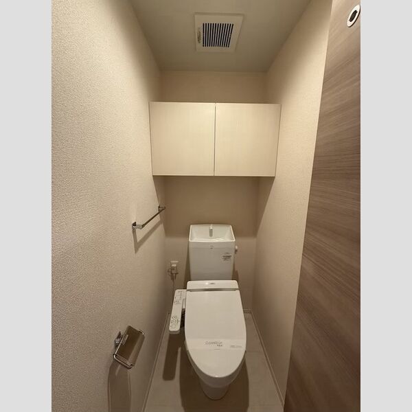 トイレ (温水洗浄暖房便座)