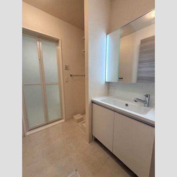 洗面所 (洗髪洗面化粧台・室内洗濯機置場)