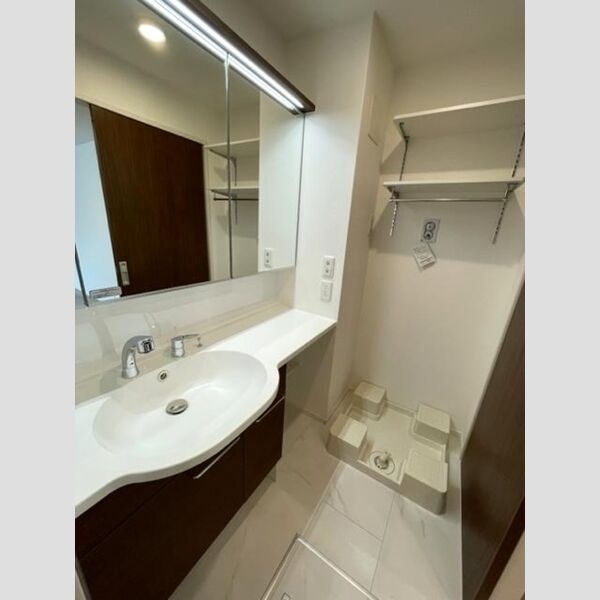 洗面所 (洗面室)