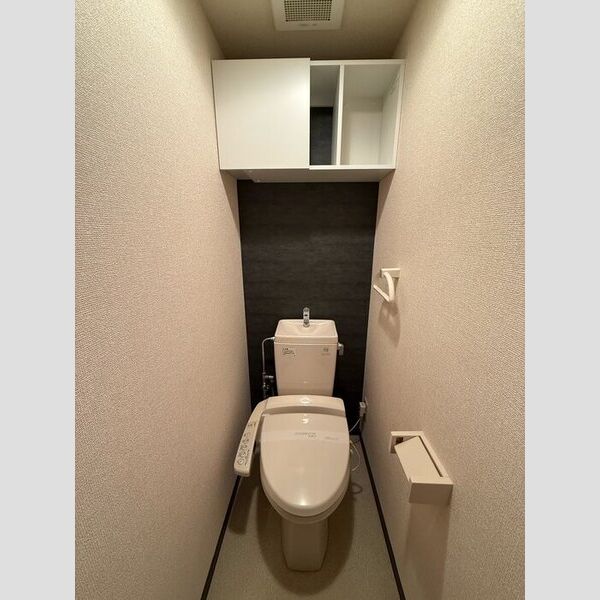 トイレ (温水洗浄暖房便座)