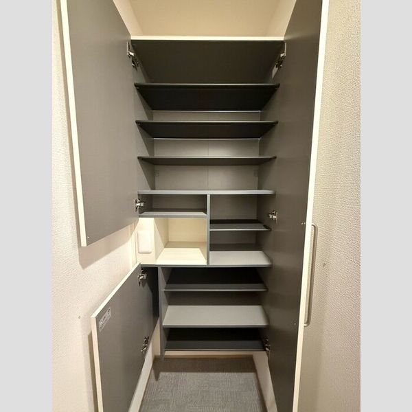 玄関 (シューズボックス)