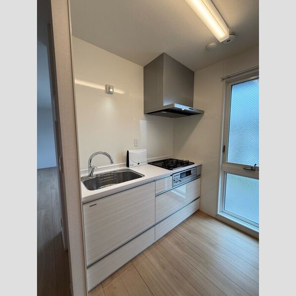 キッチン (システムキッチン)