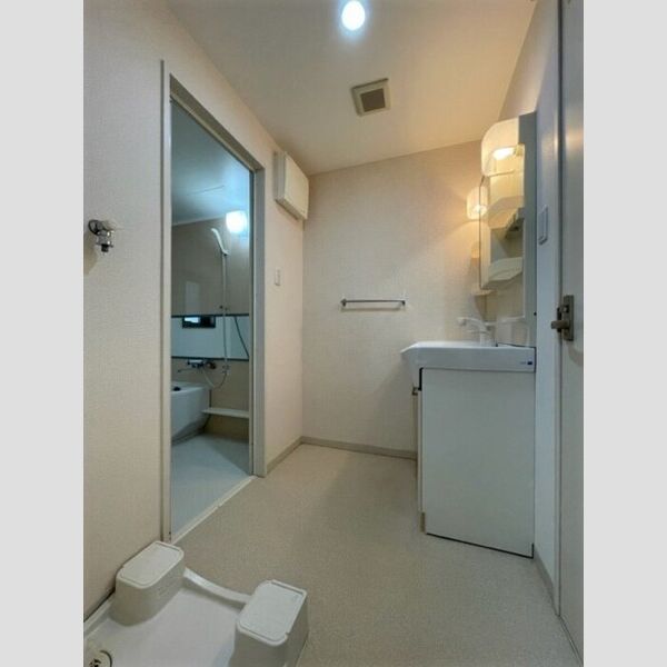 洗面所 (洗面室)