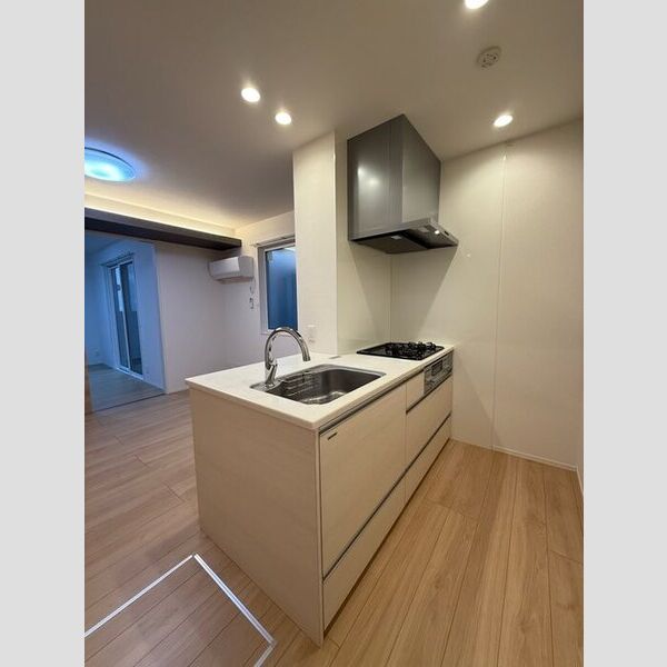 キッチン (システムキッチン)