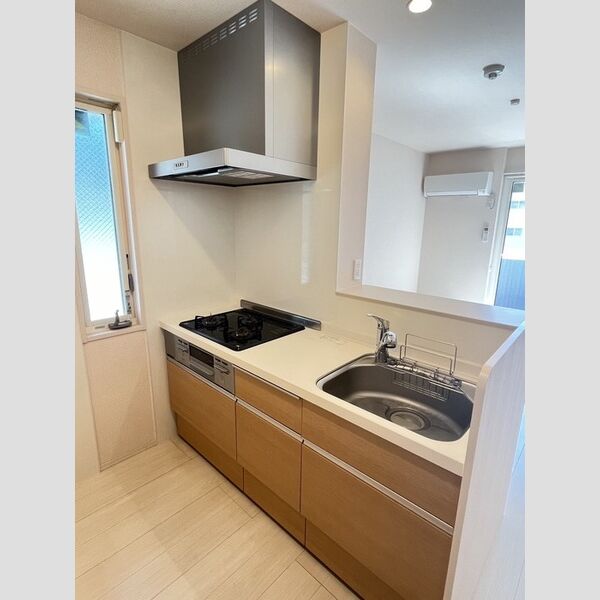 キッチン (システムキッチン)