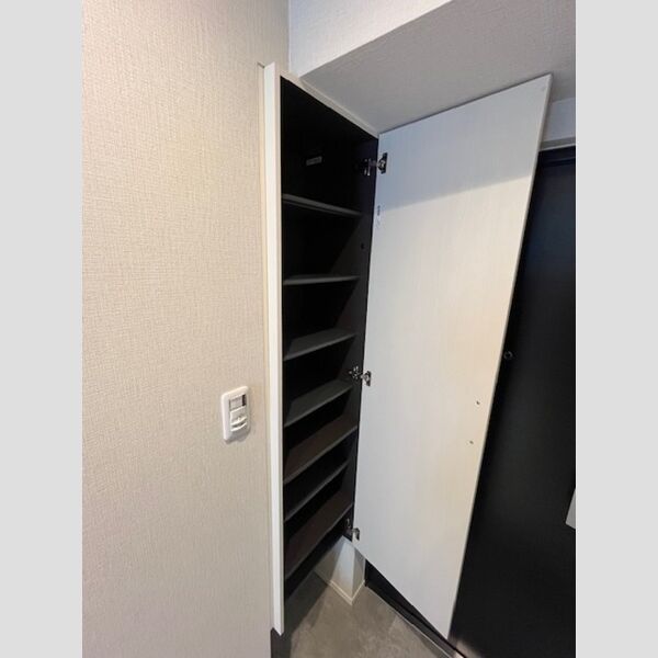 玄関 (シューズボックス)