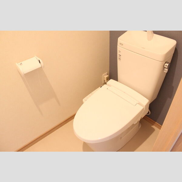 トイレ (温水洗浄暖房便座)