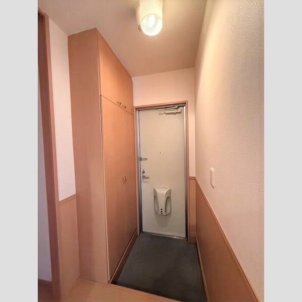 玄関 (玄関)