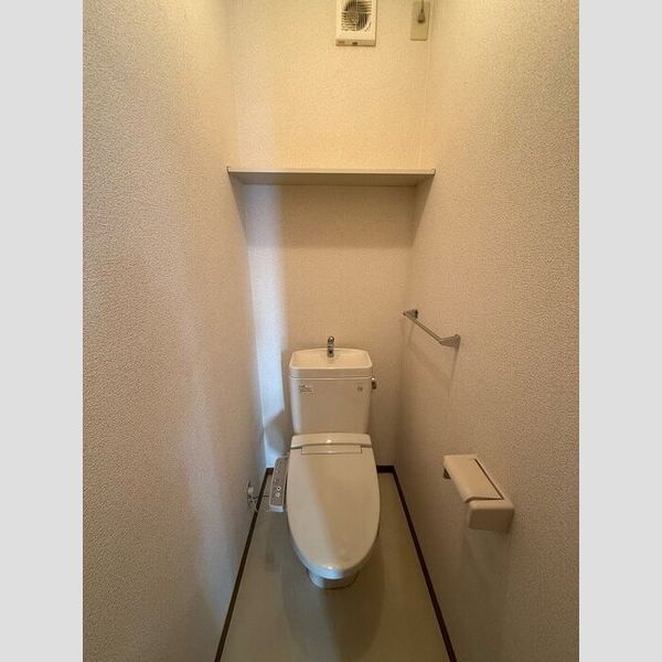 トイレ (温水洗浄暖房便座)