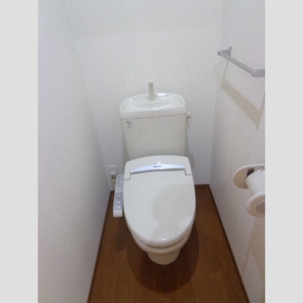 トイレ (温水洗浄暖房便座)