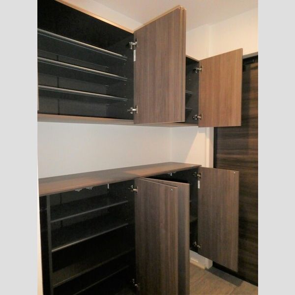 玄関 (シューズボックス)