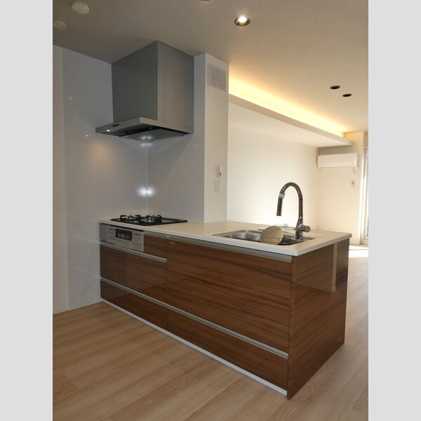 キッチン (システムキッチン)