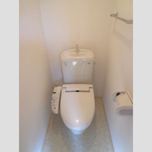 トイレ (温水洗浄暖房便座)