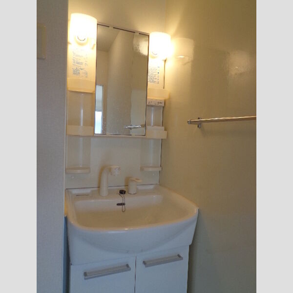 洗面所 (洗髪洗面化粧台)