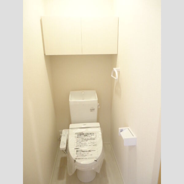 トイレ (105:トイレ(温水洗浄暖房便座))