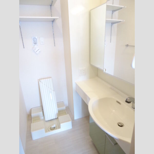 洗面所 (105:洗面室)