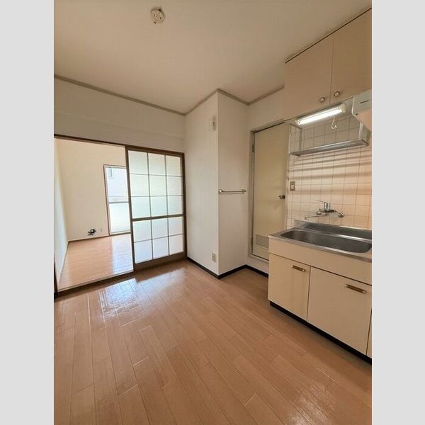 居室・リビング (K)