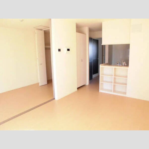 居室・リビング (303:LDK→洋室)