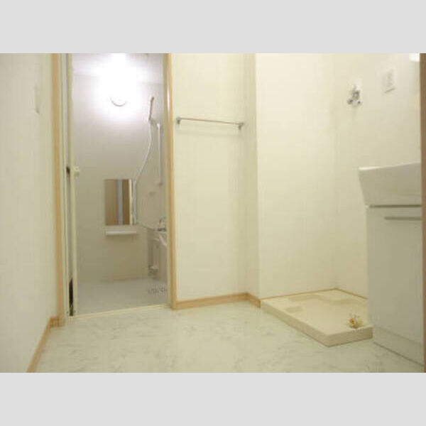 洗面所 (303:洗面室)