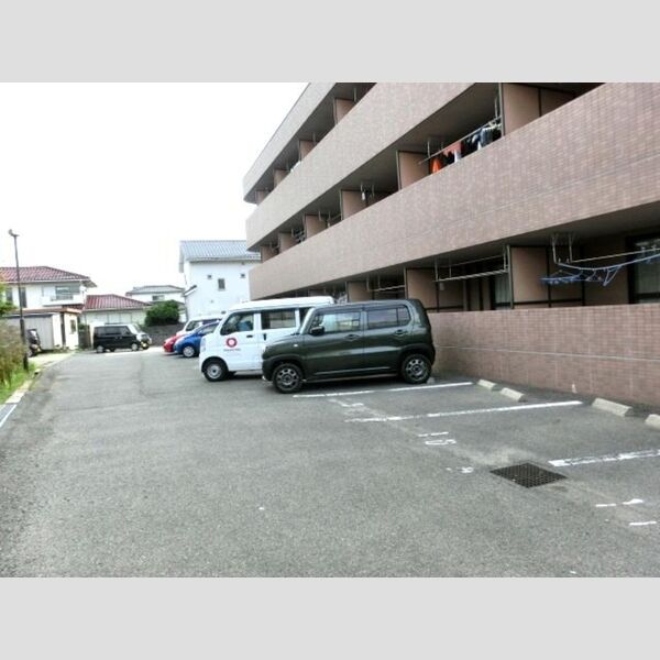駐車場 (駐車場)