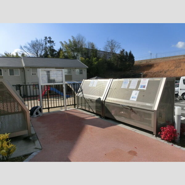 現地周辺 (ゴミステーション)