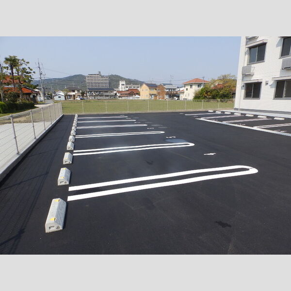 駐車場 (駐車場)