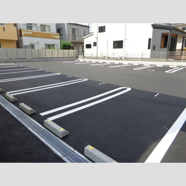 駐車場 (駐車場)