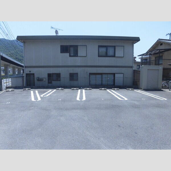 駐車場 (駐車場)