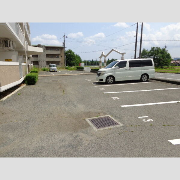 駐車場 (駐車場)